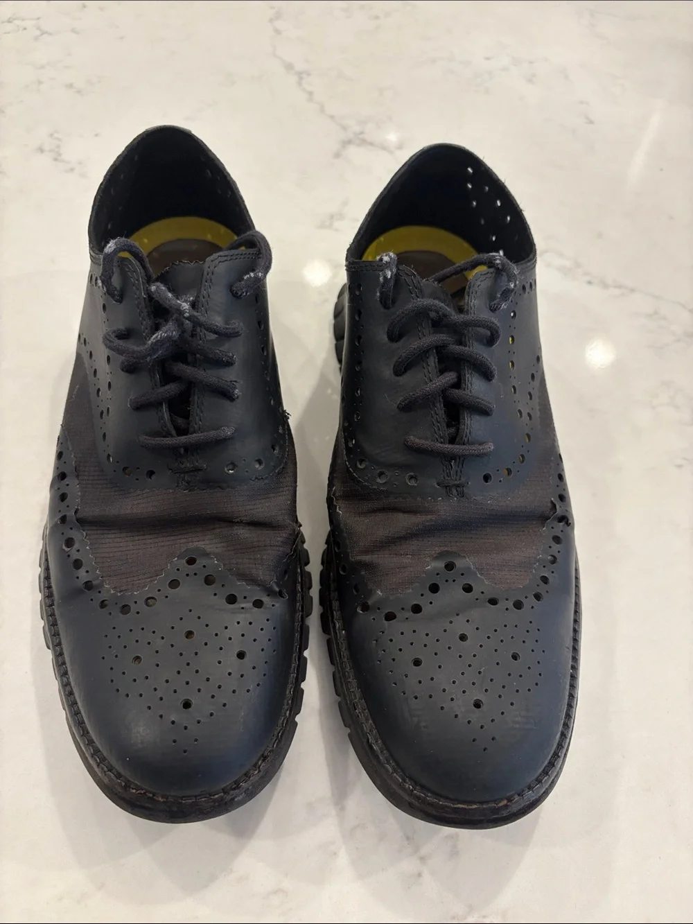 Men's Cole Haan Perforated Wingtip Dress Shoes | size 9M